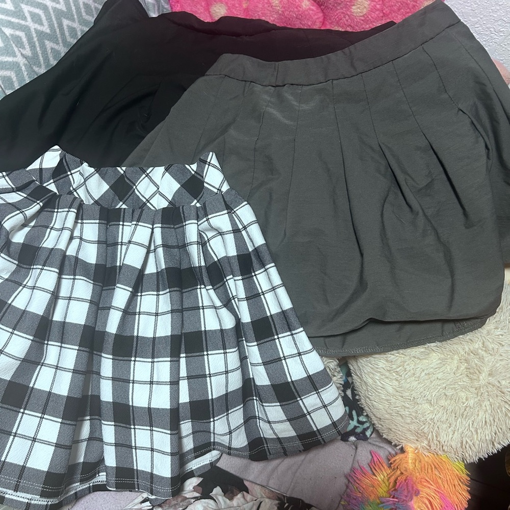 SHEIN Women's Skirt Set - Black, Gray, and Plaid